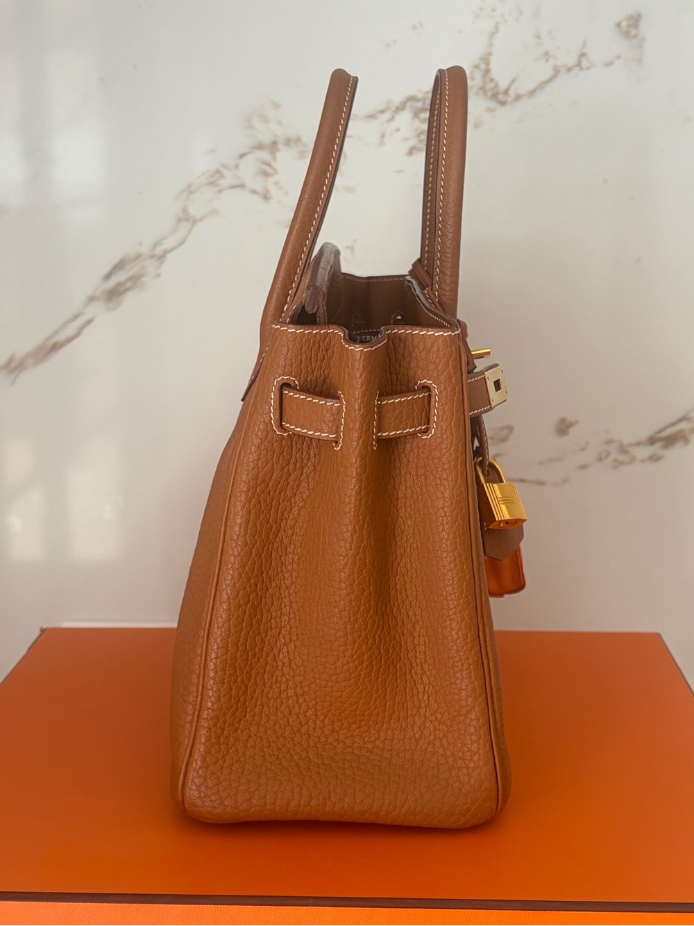 Hermes Birkin Gold Fjord Leather with Gold hardware - Picture 5 of 17